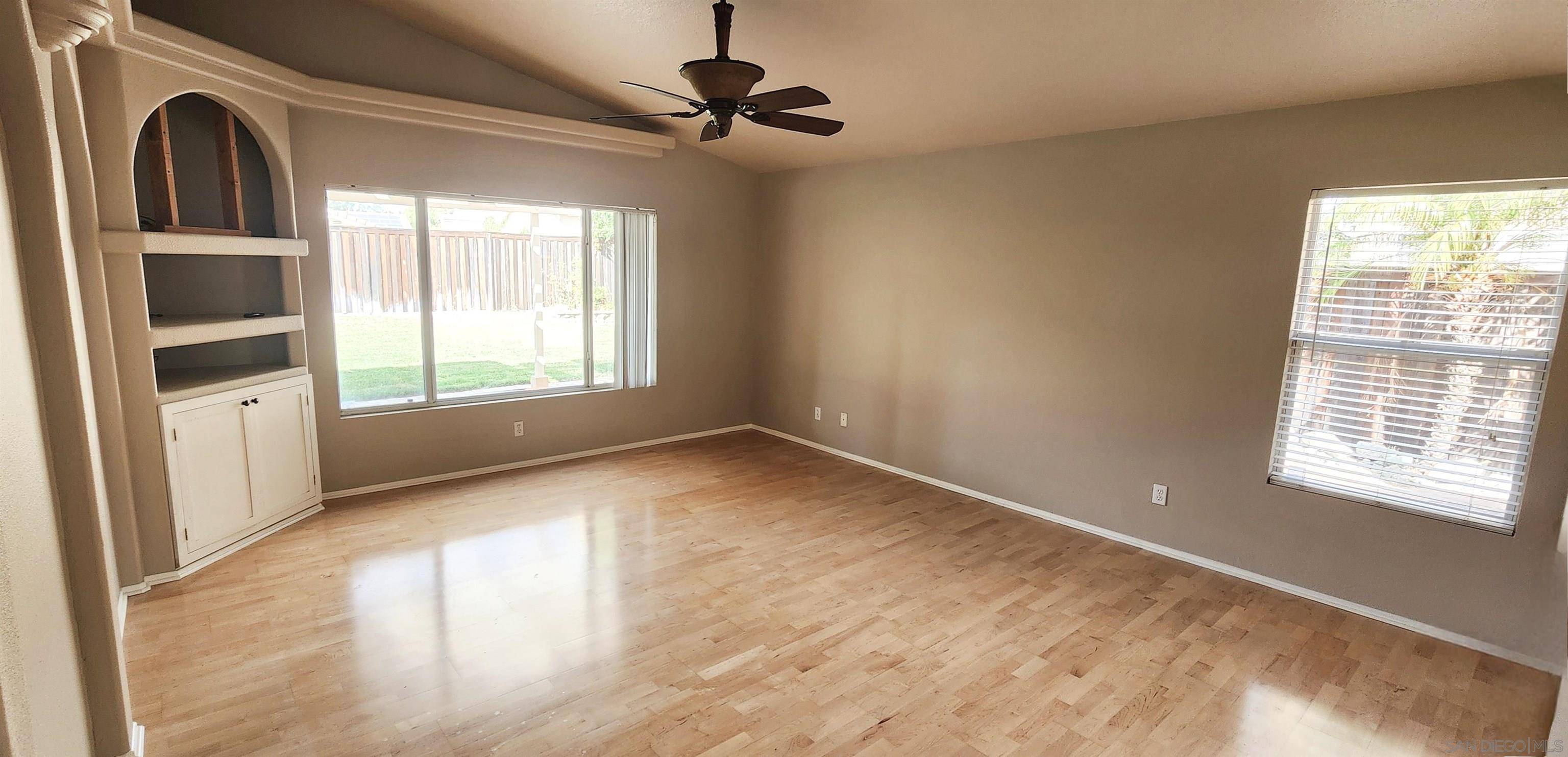 Murrieta, CA 92562,37163 Santa Rosa Glen