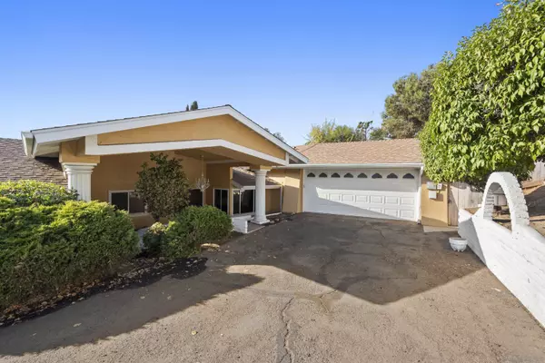 La Mesa, CA 91941,4036 Lorraine Ann Dr