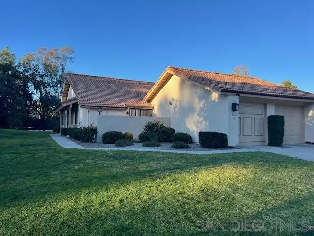 San Diego, CA 92128,12732 Camino De La Breccia #12