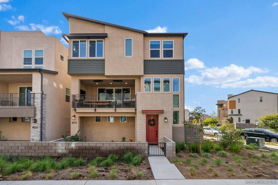 8133 Rose Quartz Circle, San Diego, CA 92126