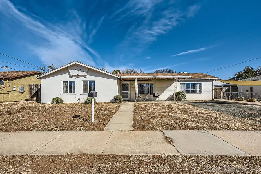 9248 RUFFIN ROAD, Santee, CA 92071