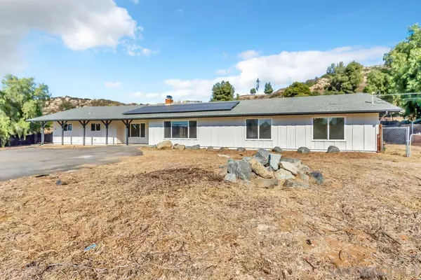 Lakeside, CA 92040,13238 Mapleview