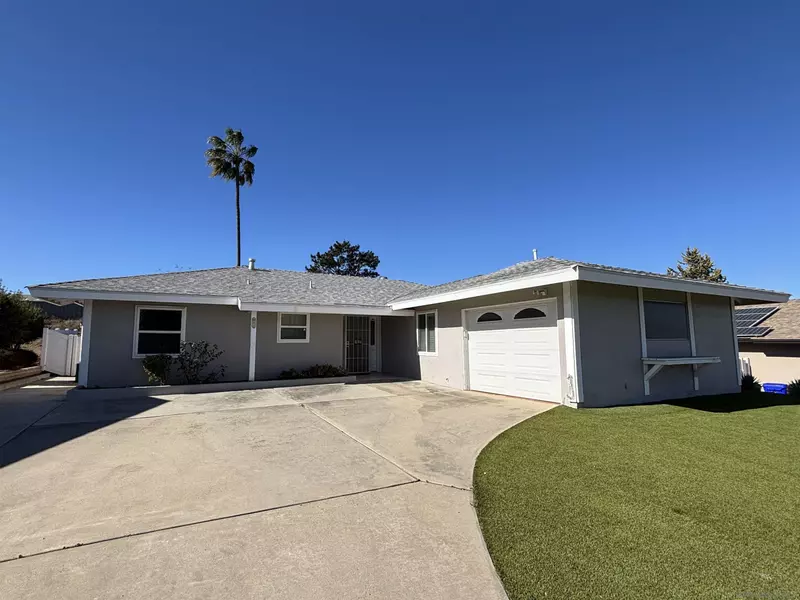 16384 Roca Dr, San Diego, CA 92128