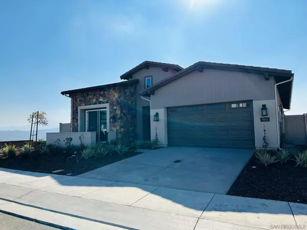 7845 La Mesa Summit Dr, La Mesa, CA 91941