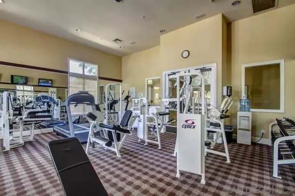 San Diego, CA 92130,12360 Carmel Country Rd #301