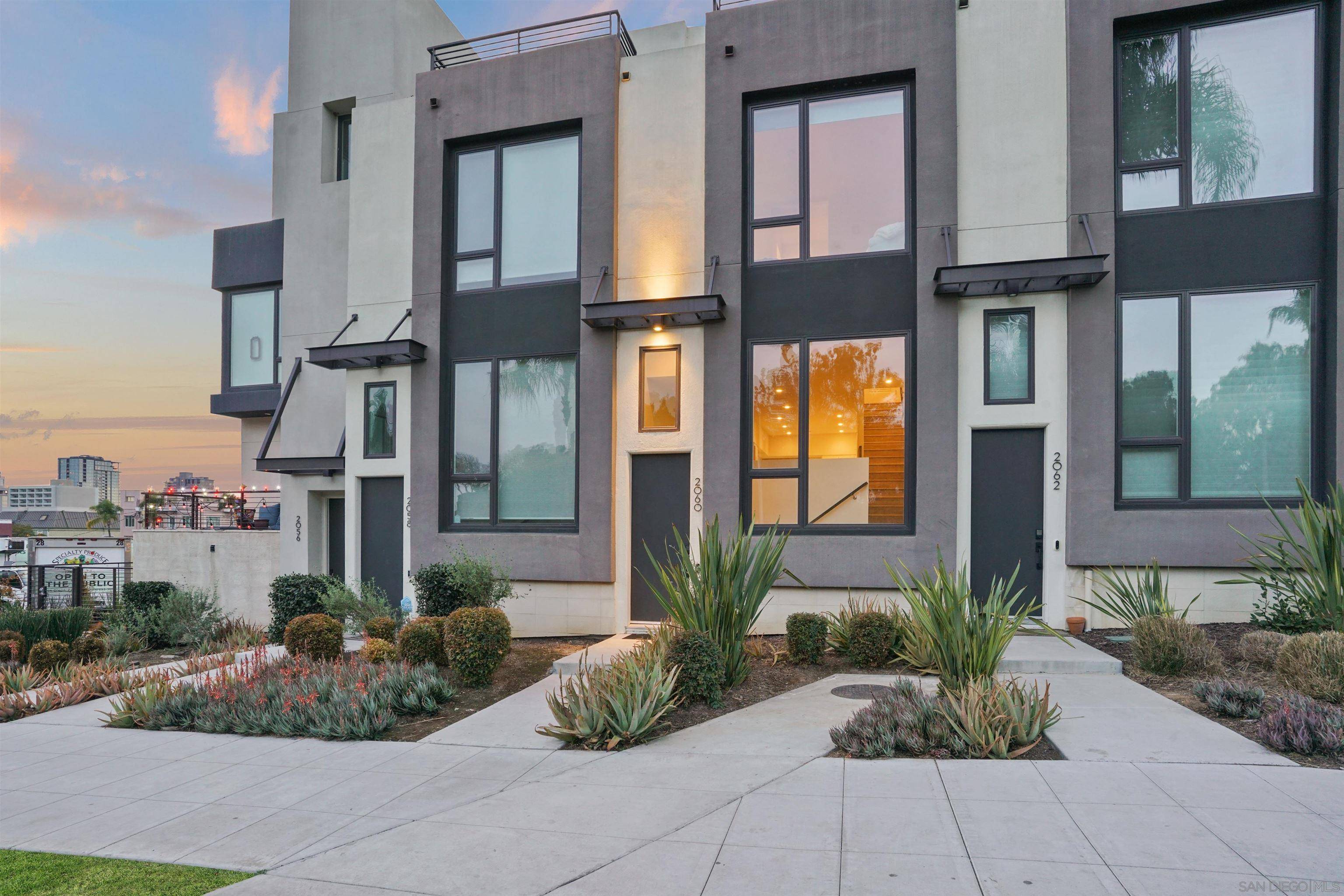 2060 6Th Ave, San Diego, CA 92101