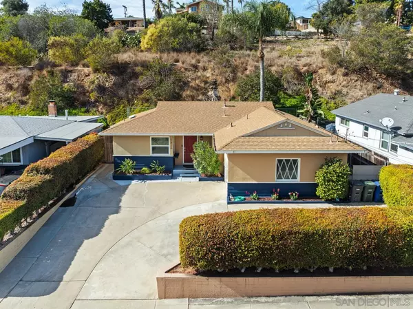 La Mesa, CA 91942,5826 Nagel St