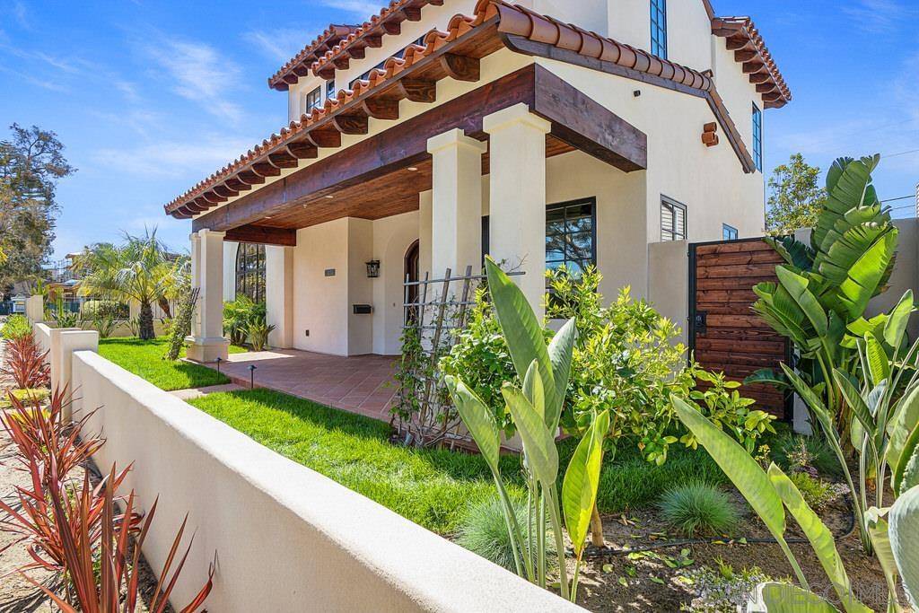 Coronado, CA 92118,1010 Pine St