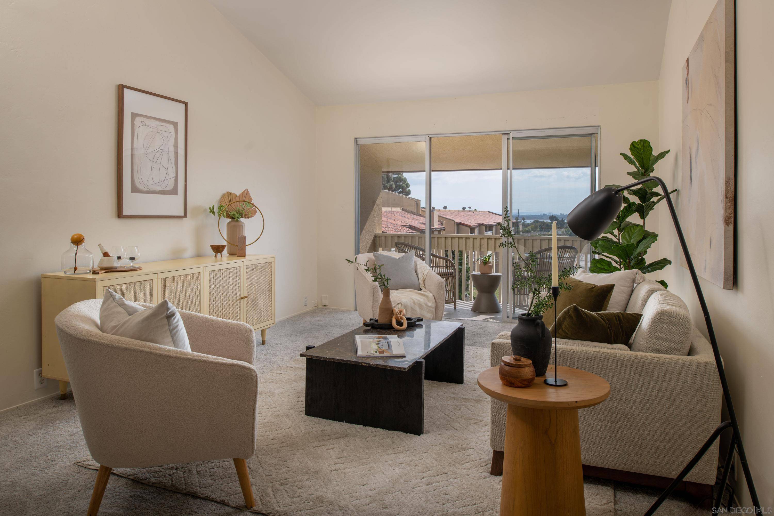 San Diego, CA 92109,1775 Diamond #332