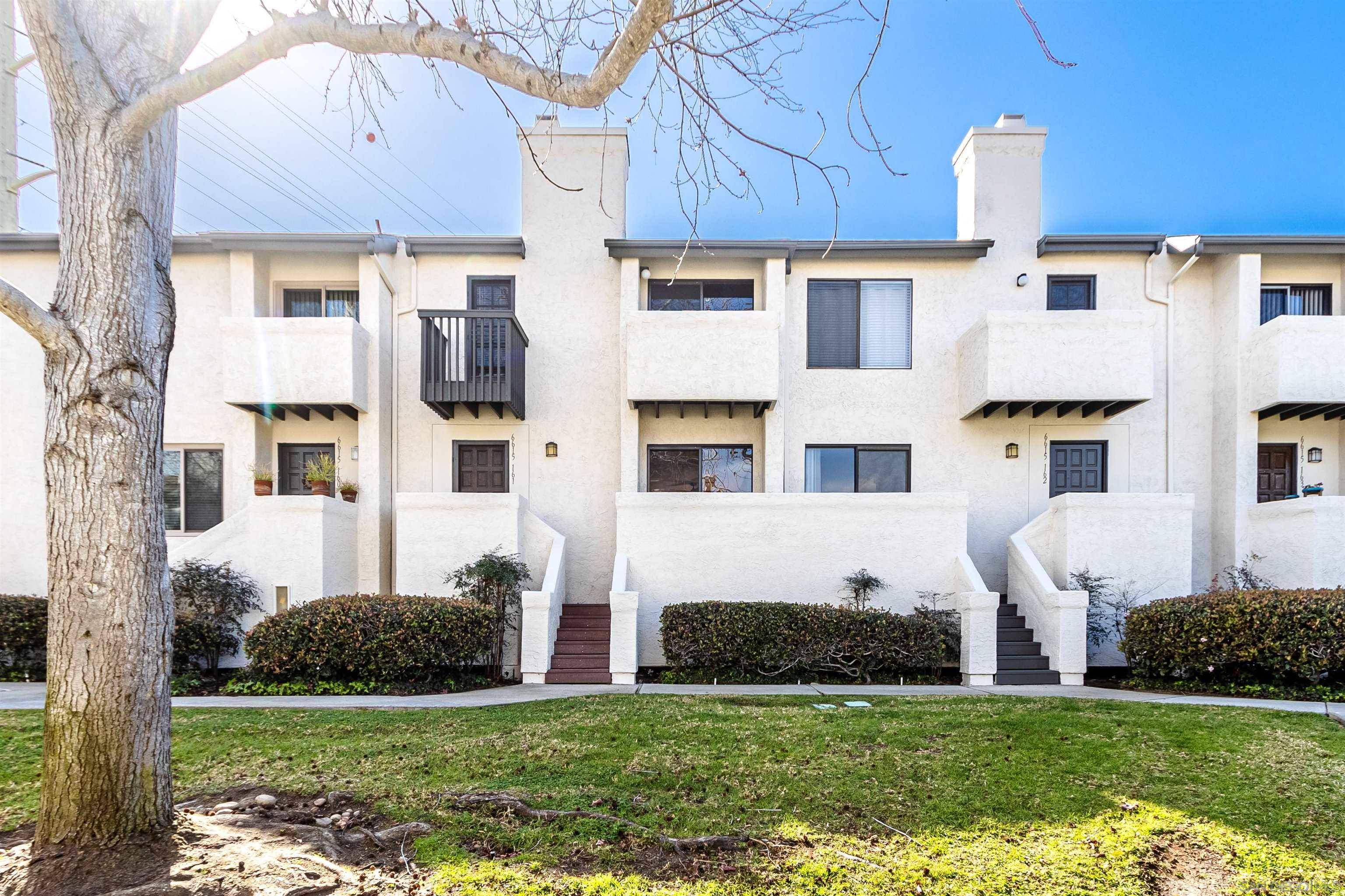 San Diego, CA 92111,6615 Canyon Rim Row #161