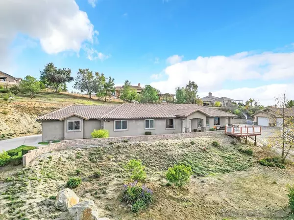 Alpine, CA 91901,352 Sneath Way