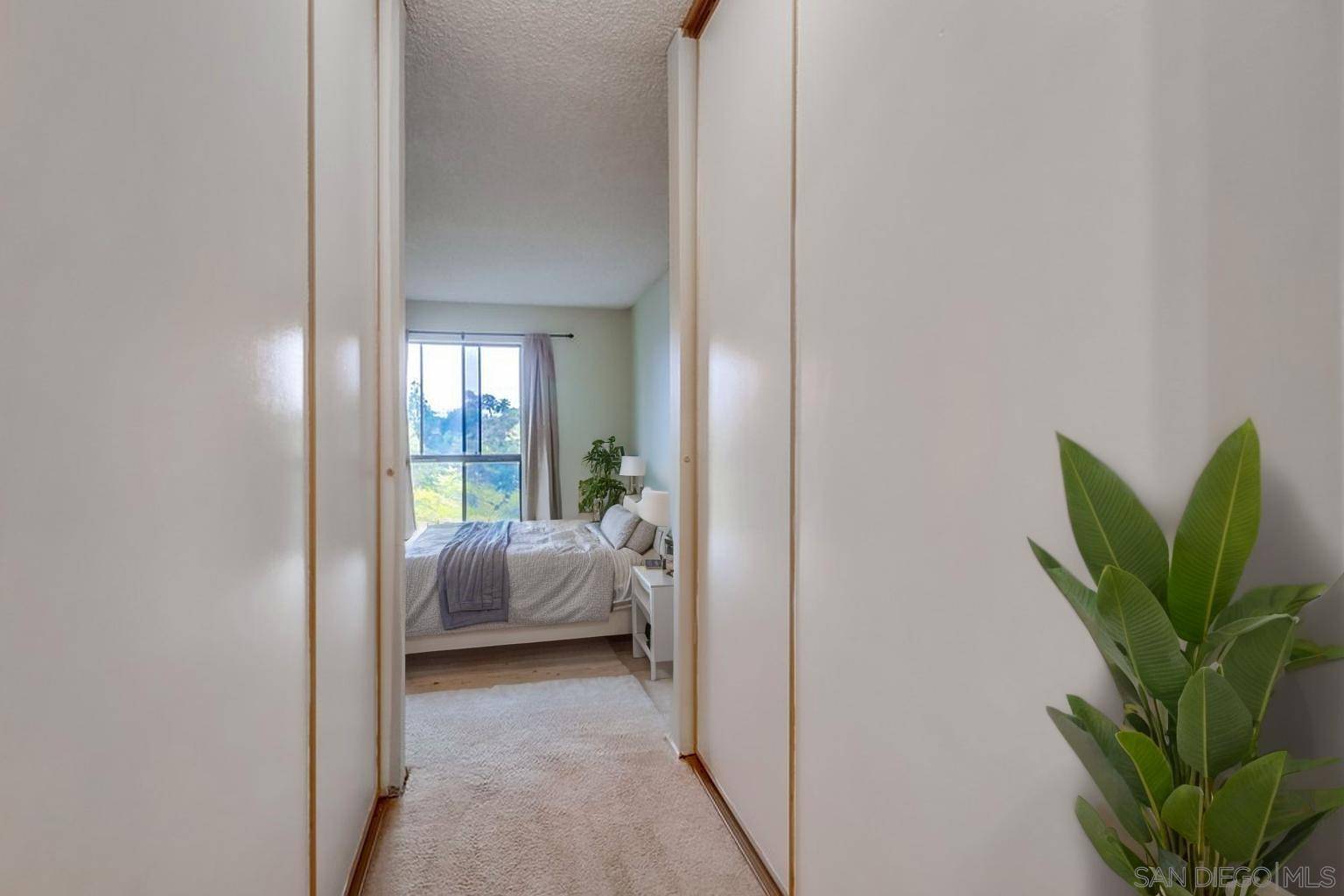 San Diego, CA 92120,7838 Cowles Mountain Ct #C32