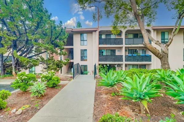 San Diego, CA 92120,7838 Cowles Mountain Court #C32