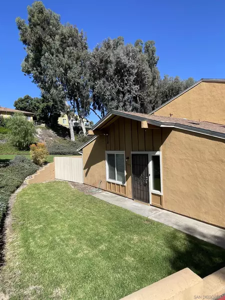 10430 Caminito Sulmona, San Diego, CA 92129