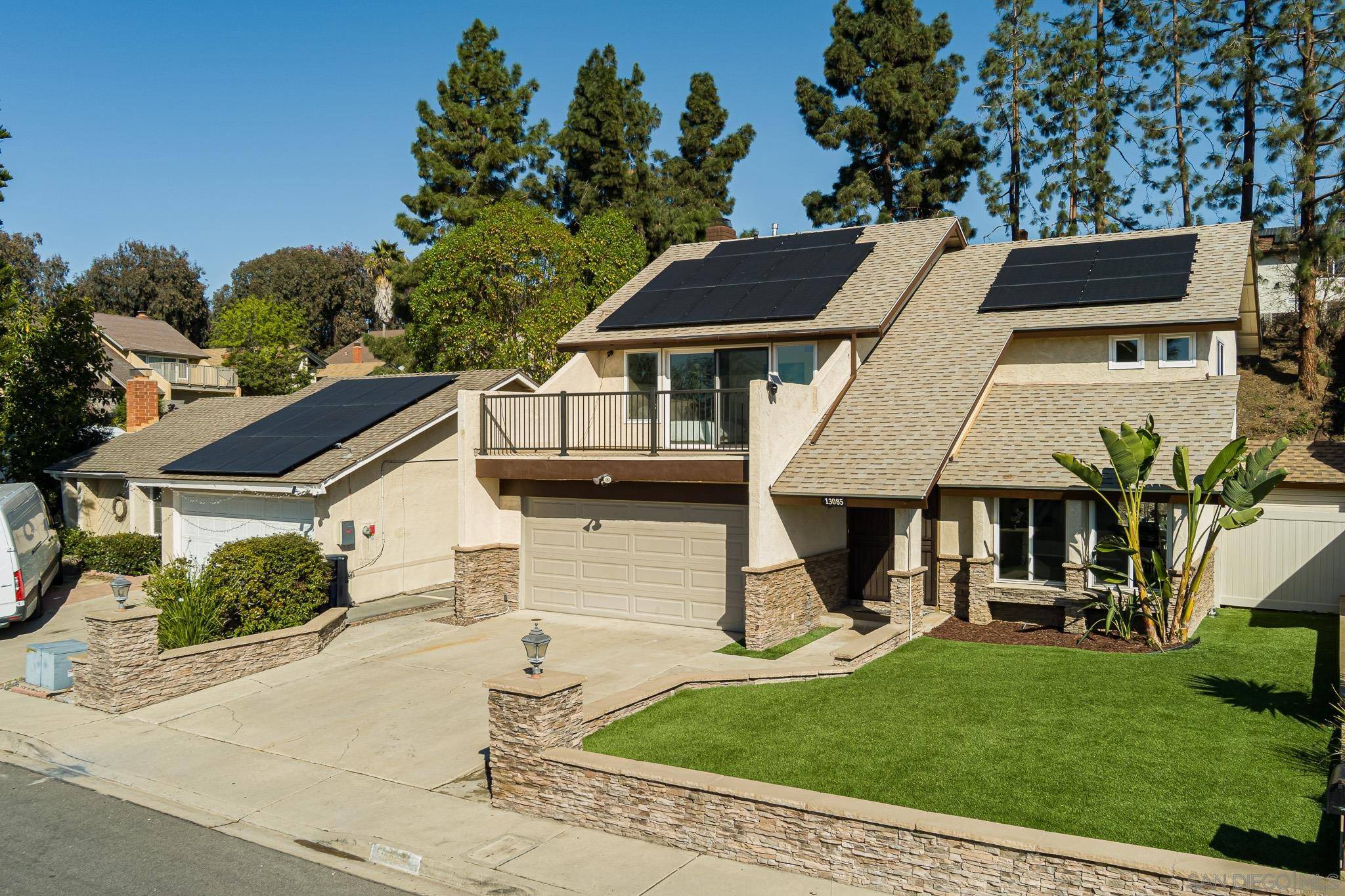 13085 War Bonnet St, San Diego, CA 92129