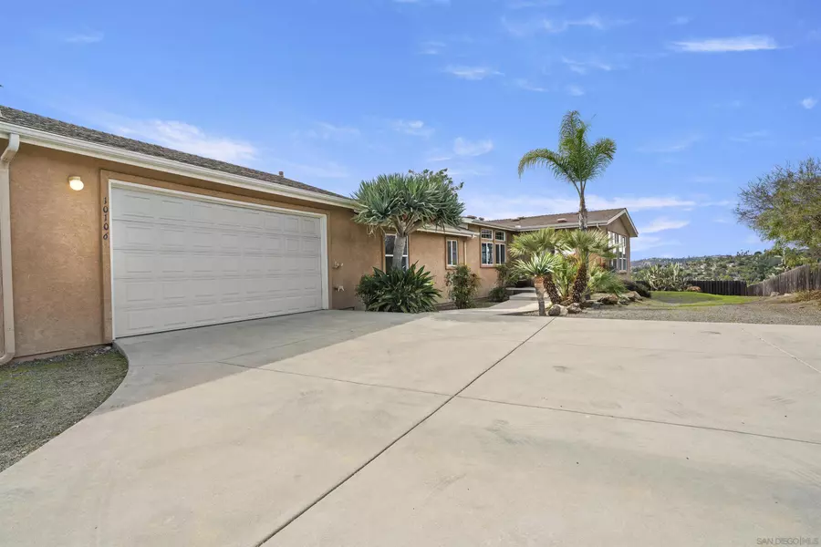 10106 Sierra Madre, Spring Valley, CA 91977