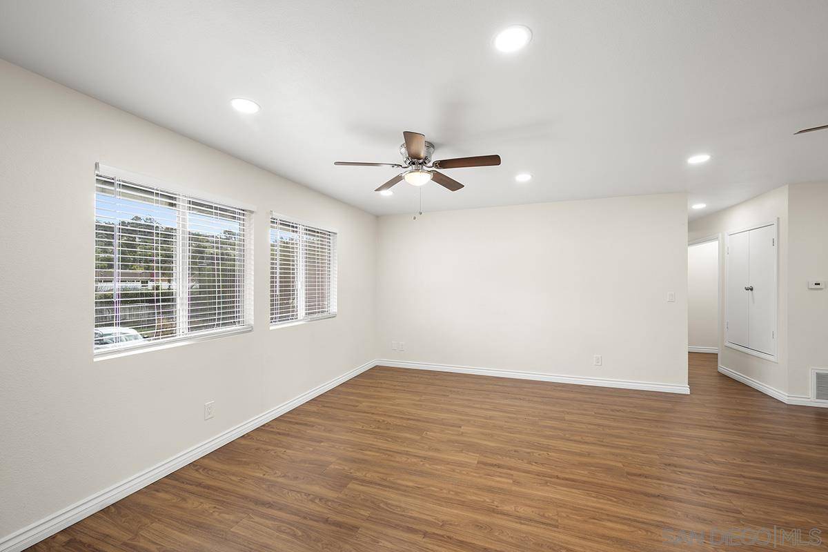 El Cajon, CA 92019,971 Amistad Pl #D