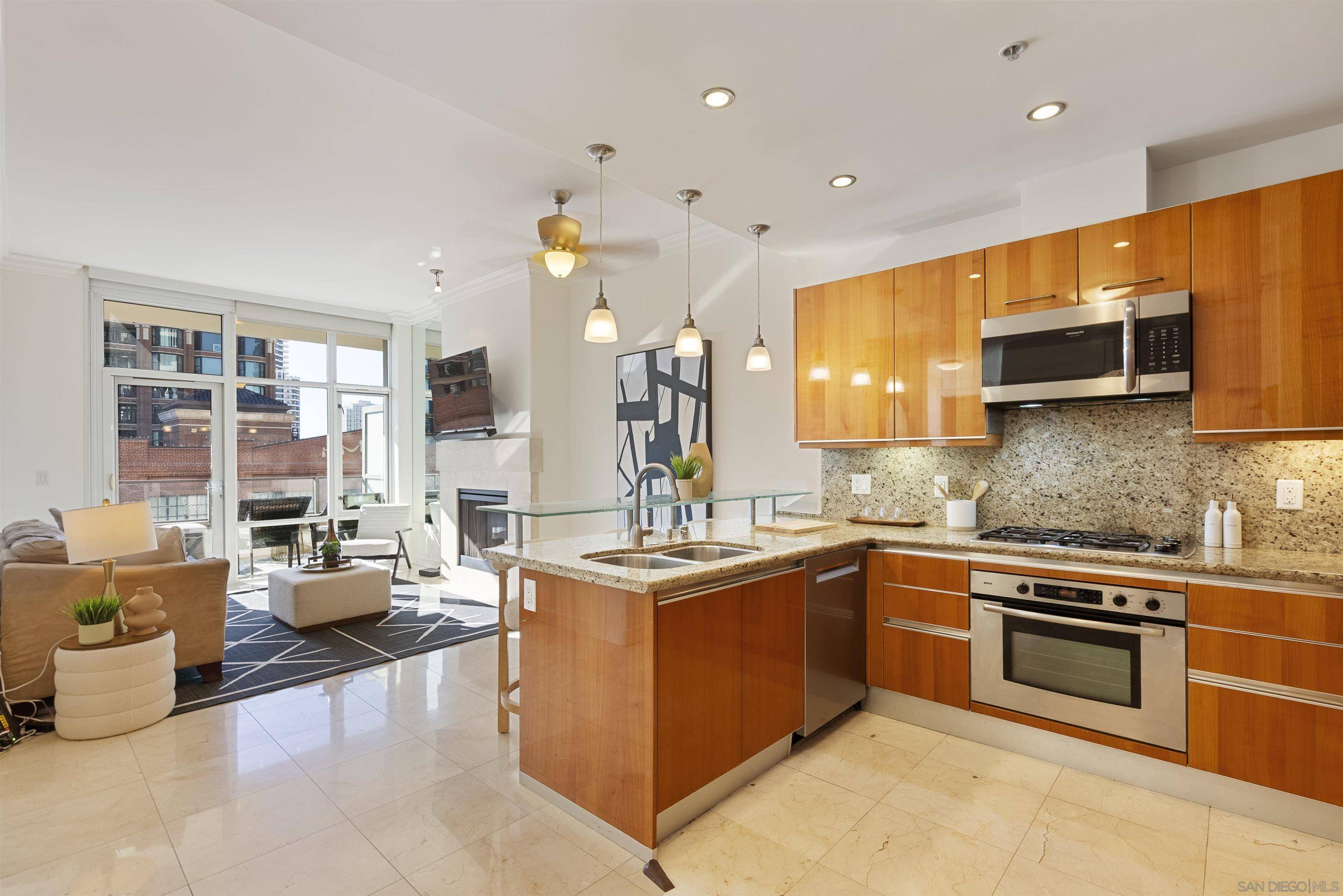 550 Front St #407, San Diego, CA 92101