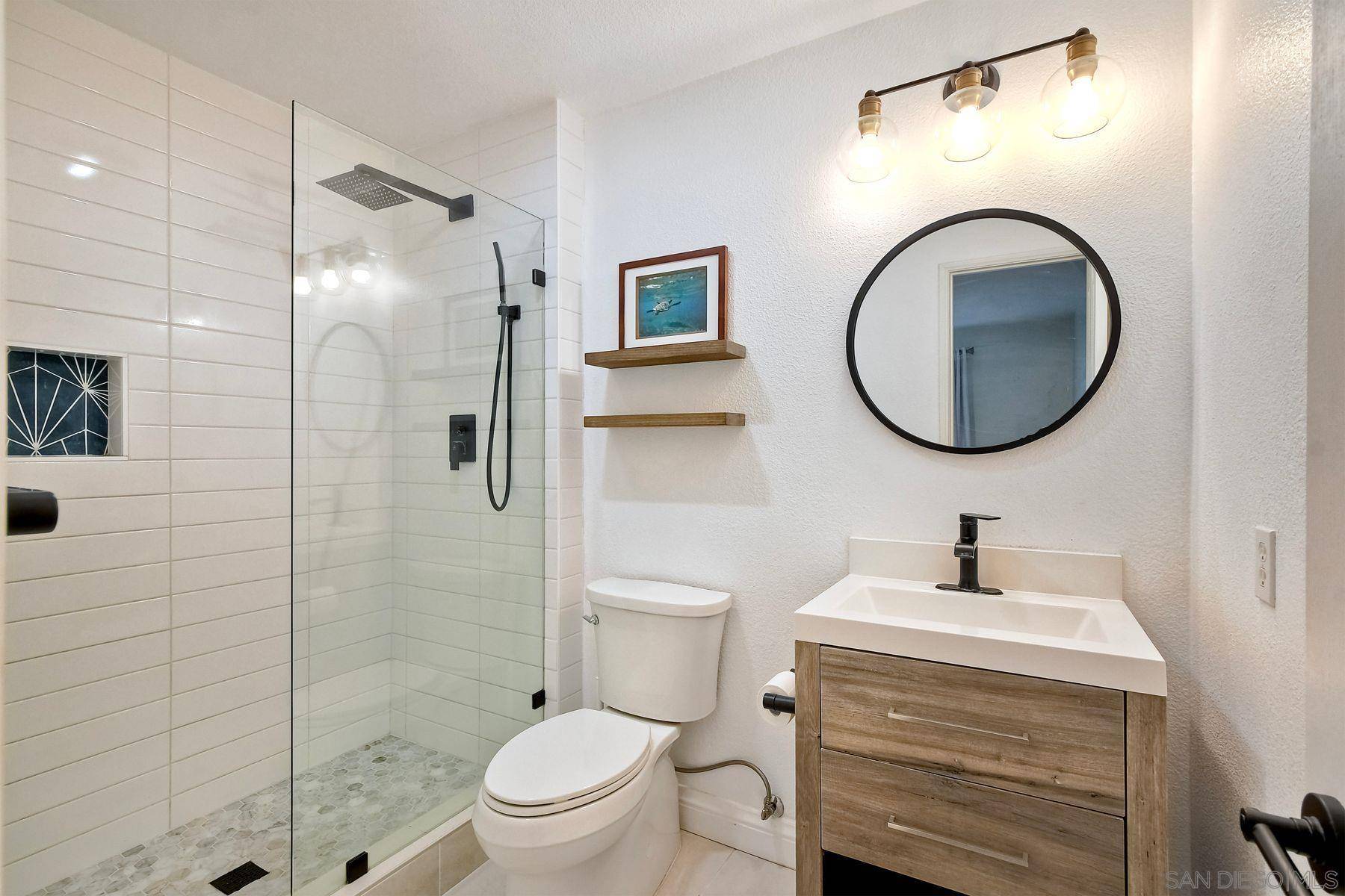Encinitas, CA 92024,1760 S El Camino Real #106