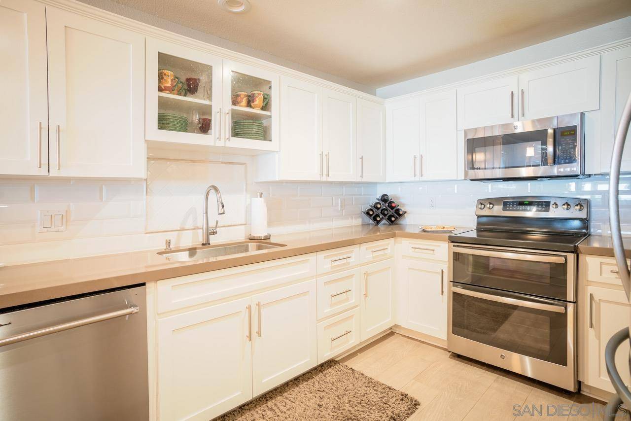 Imperial Beach, CA 91932,1456 Seacoast Dr