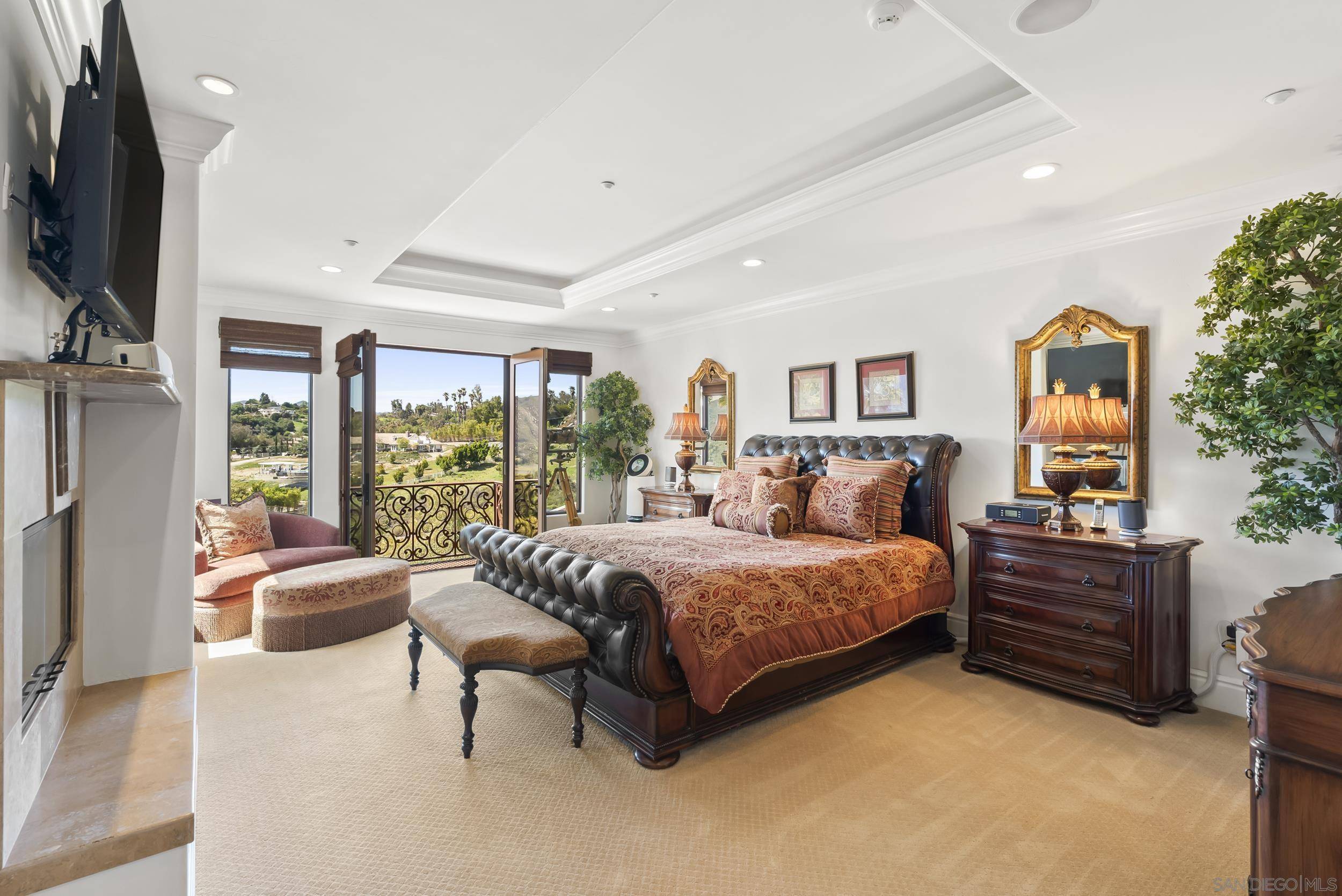 Escondido, CA 92029,3449 Via Loma Vista
