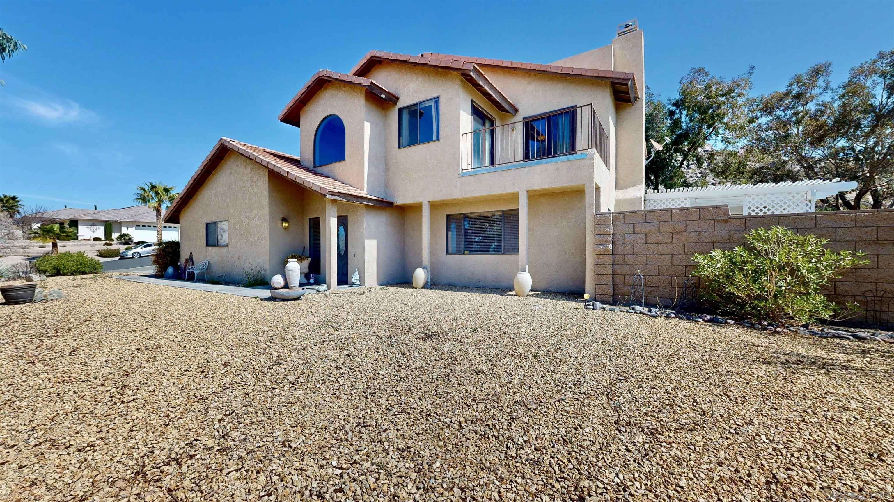 16675 Tao Ct, Apple Valley, CA 92307