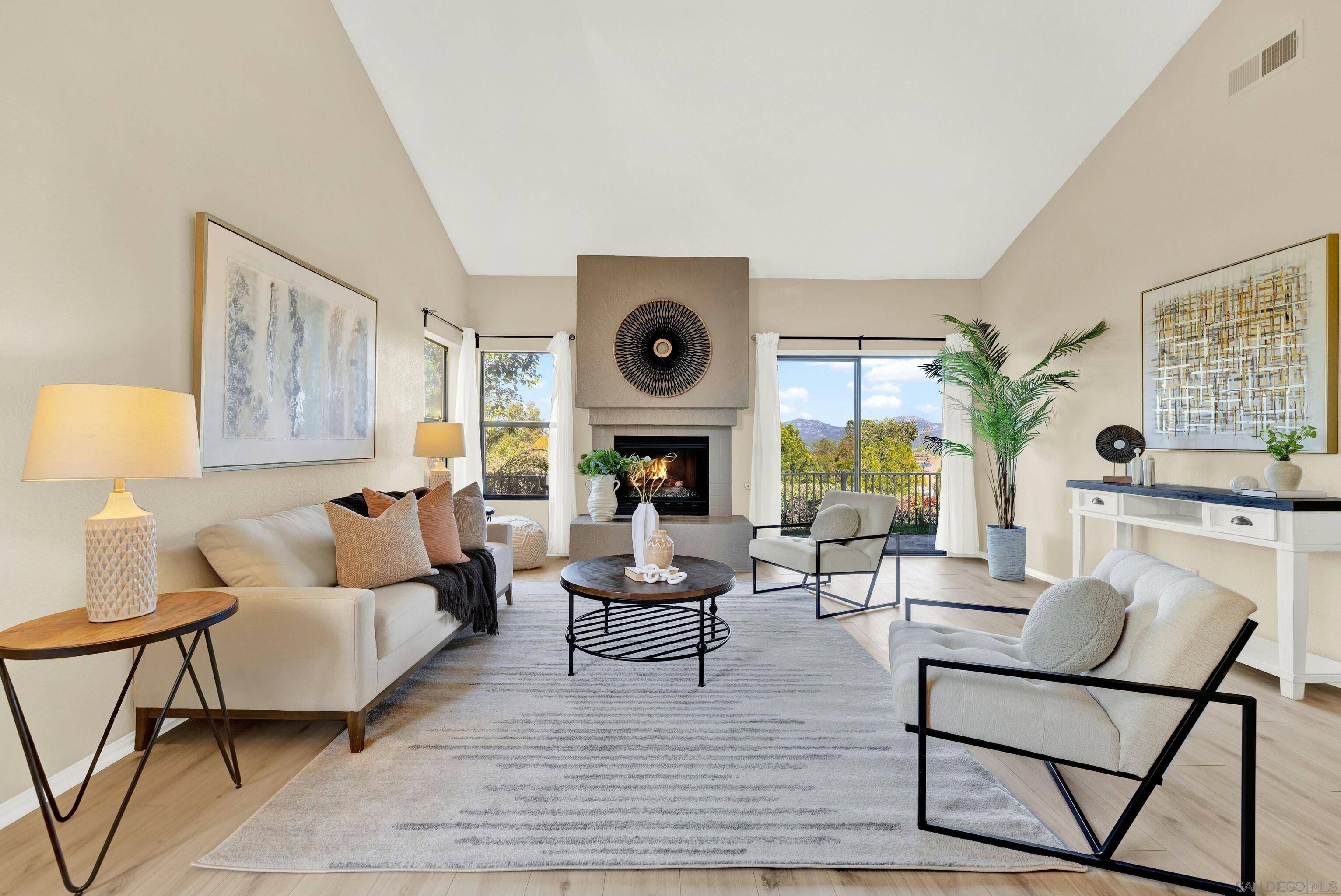 15770 Via Calanova, San Diego, CA 92128