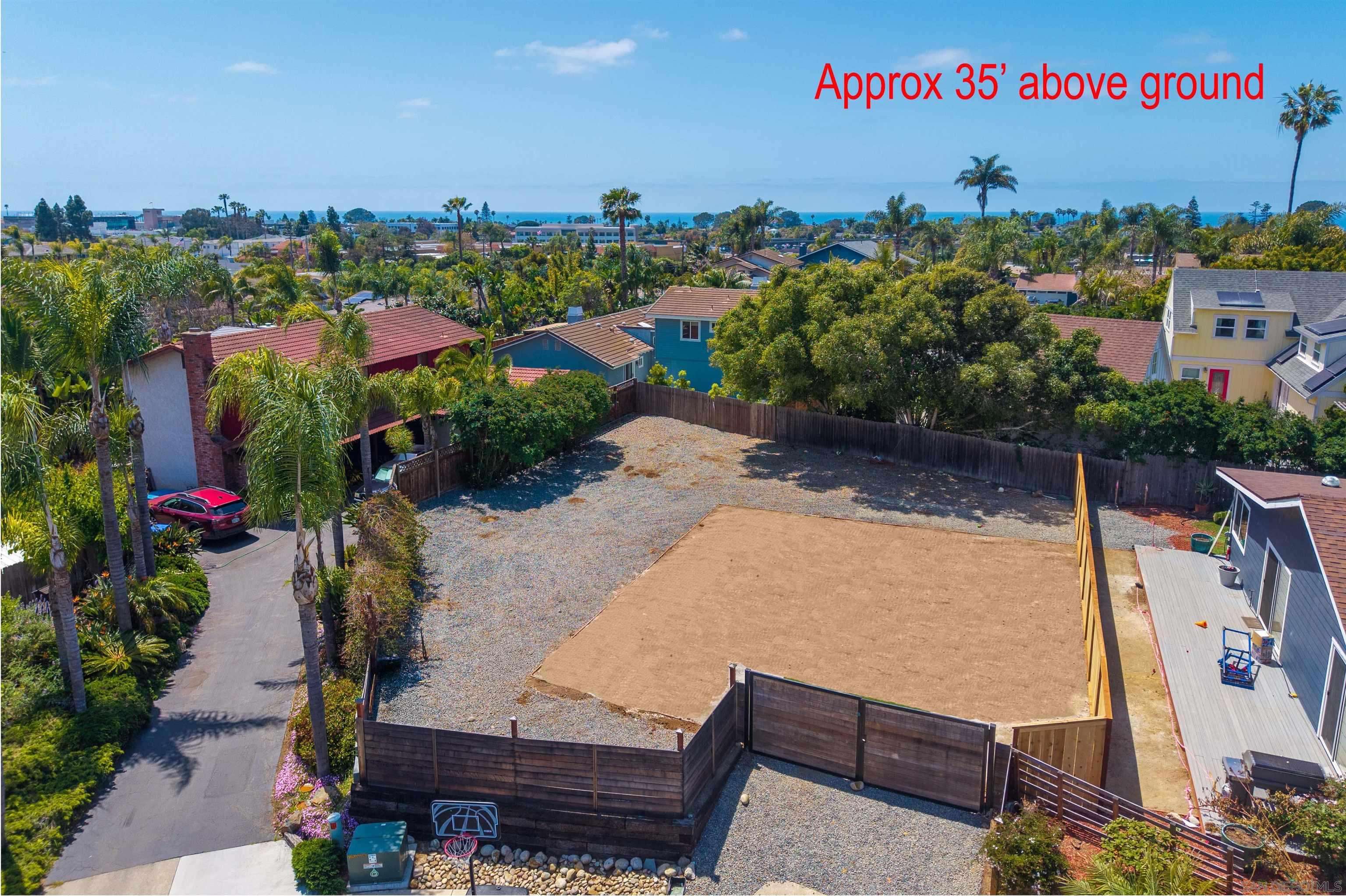 Encinitas, CA 92024,722 Piedras Oro Calle #6