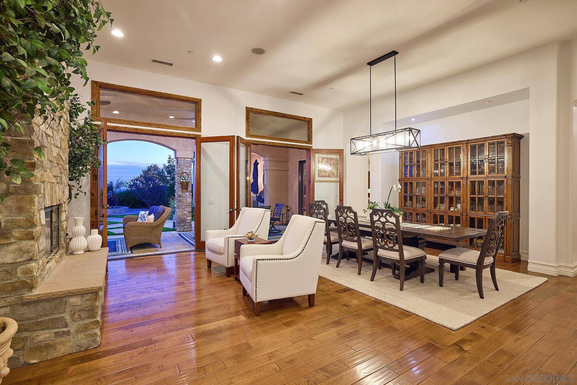 Poway, CA 92064,15480 Eastvale Road