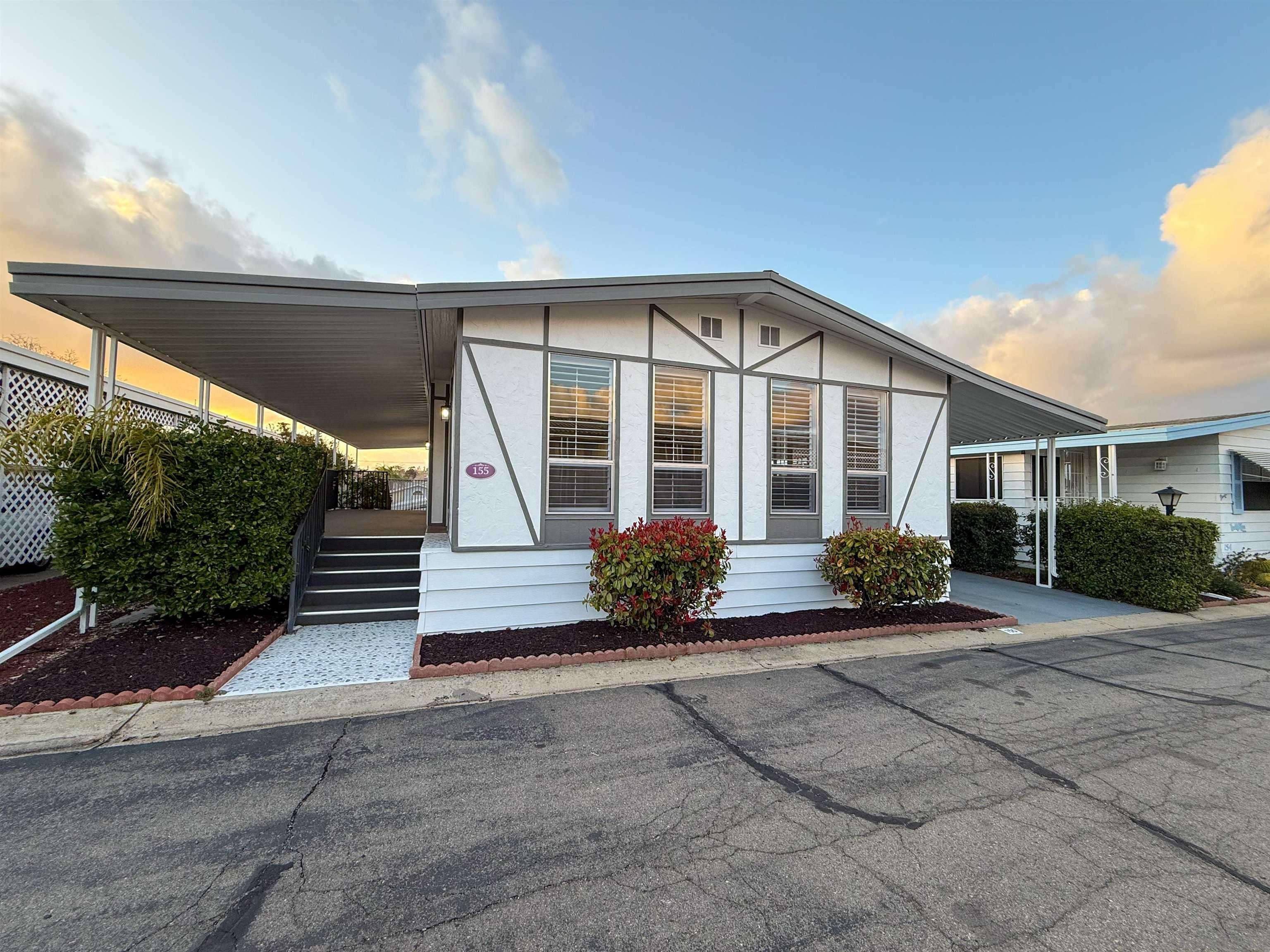 1212 H St., Ramona, CA 92065