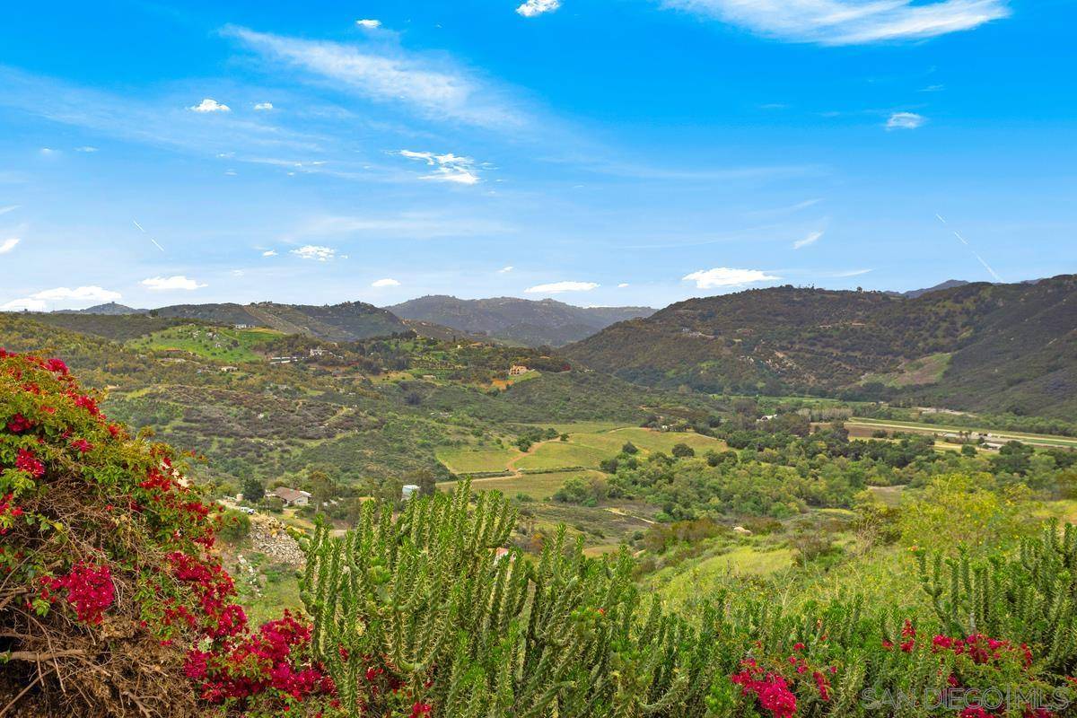Bonsall, CA 92003,31550 Afton Farms Ln