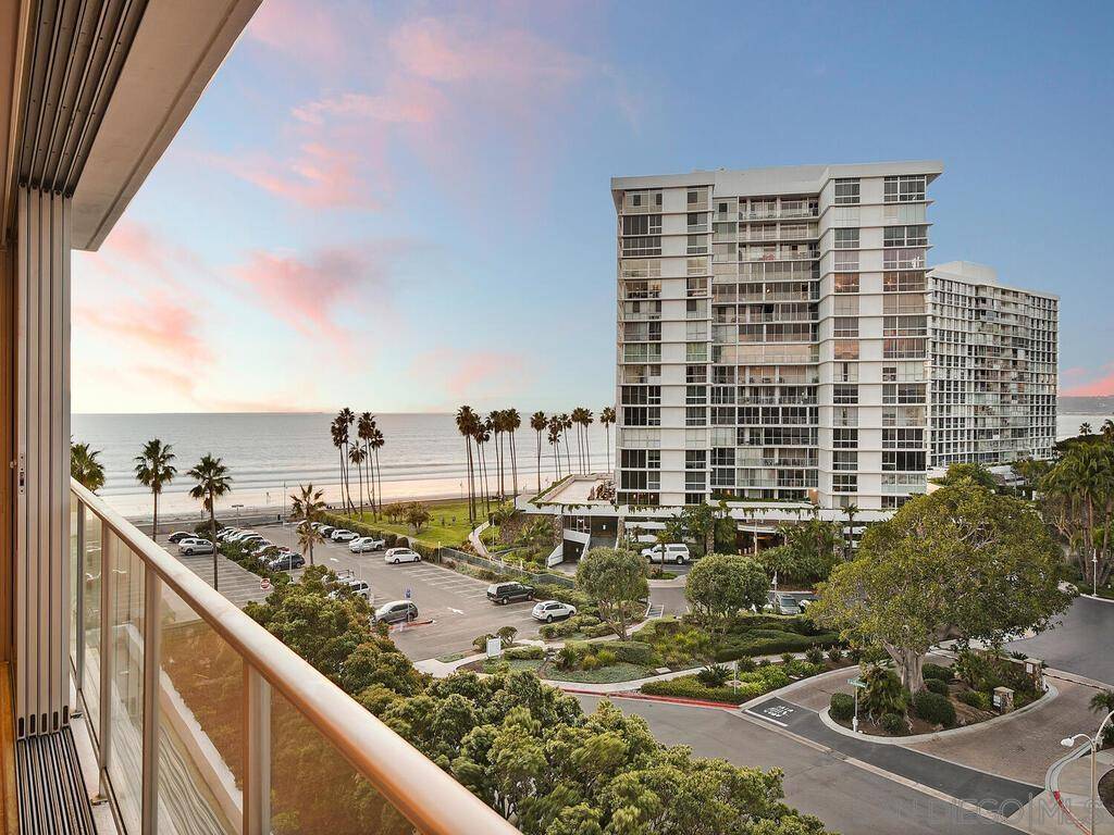 Coronado, CA 92118,1810 Avenida del Mundo #505