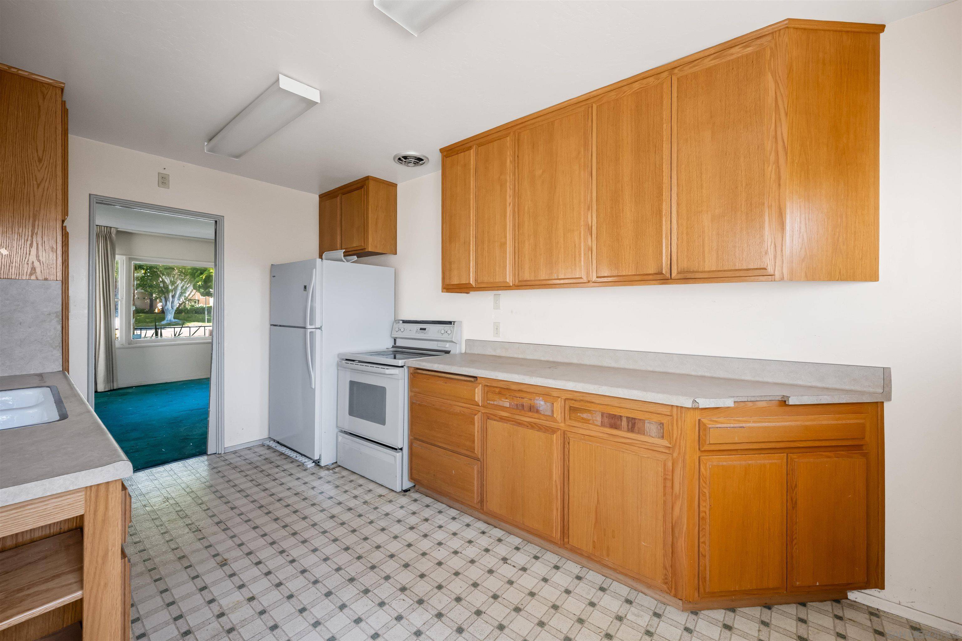 San Diego, CA 92109,1437 Law St
