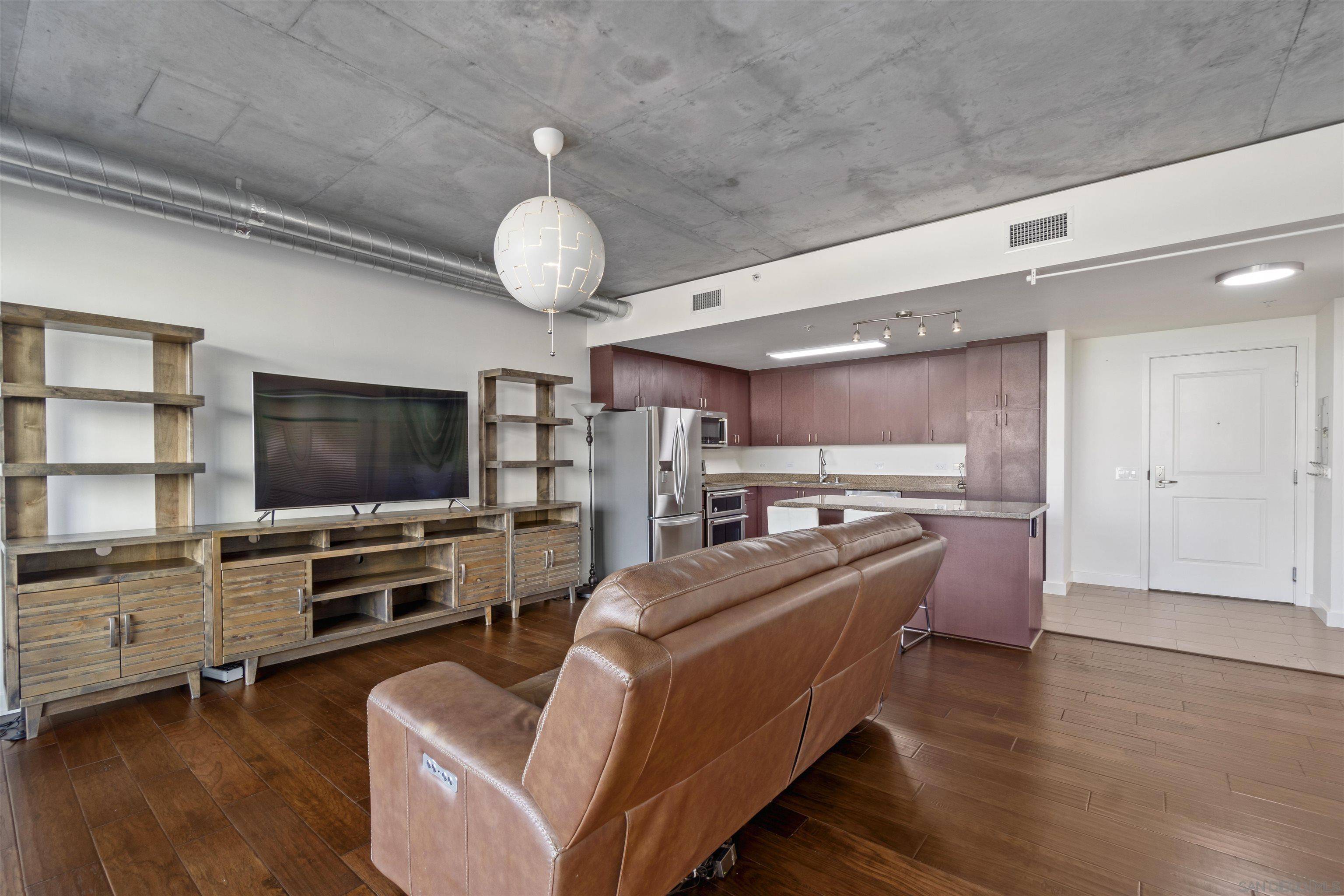 San Diego, CA 92101,1080 Park Blvd #202