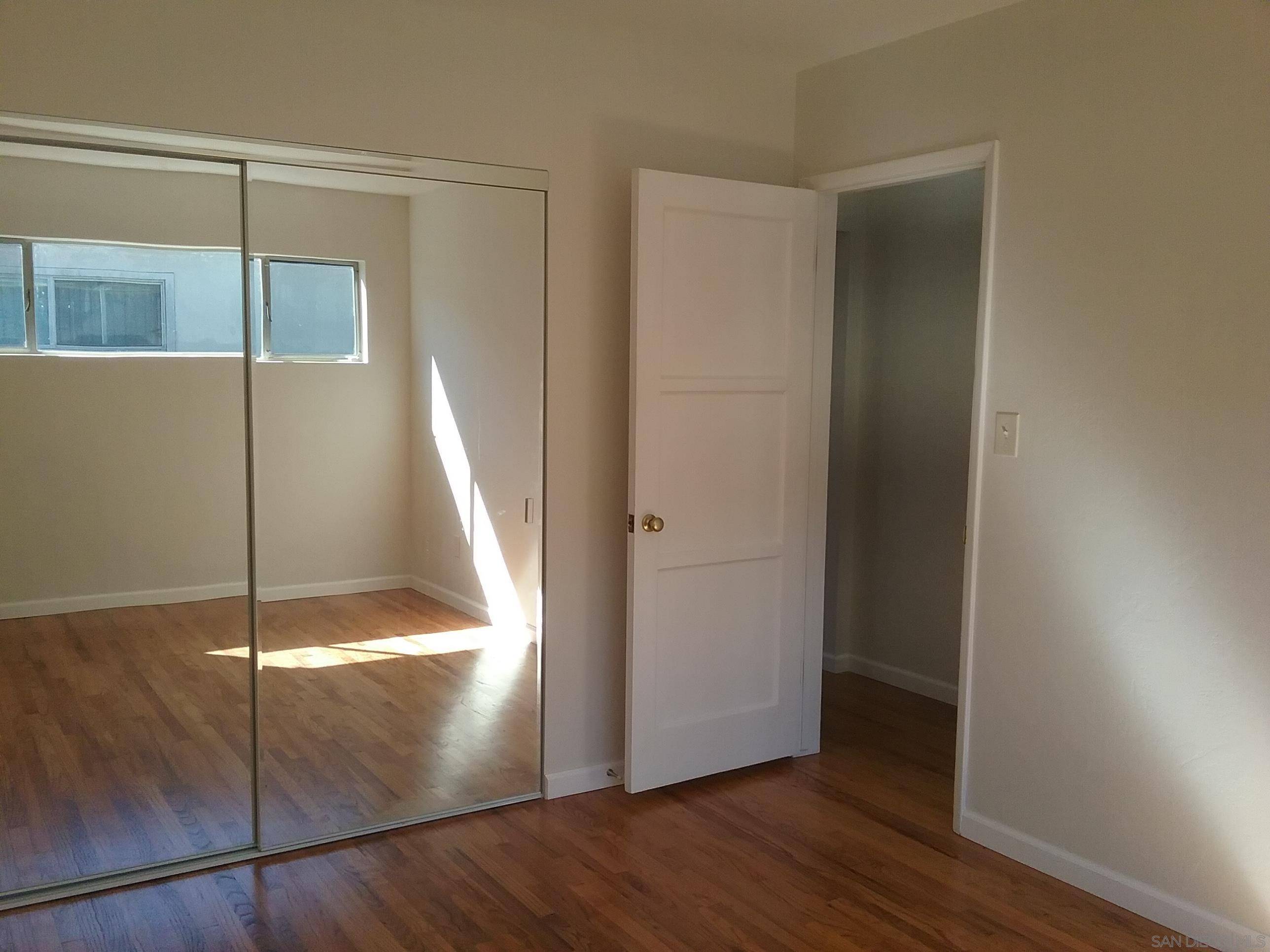 San Diego, CA 92107,4570-4572 Muir Ave