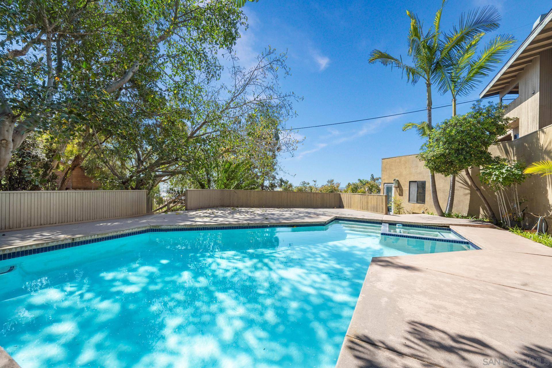 2195 Hayden Way, San Diego, CA 92110
