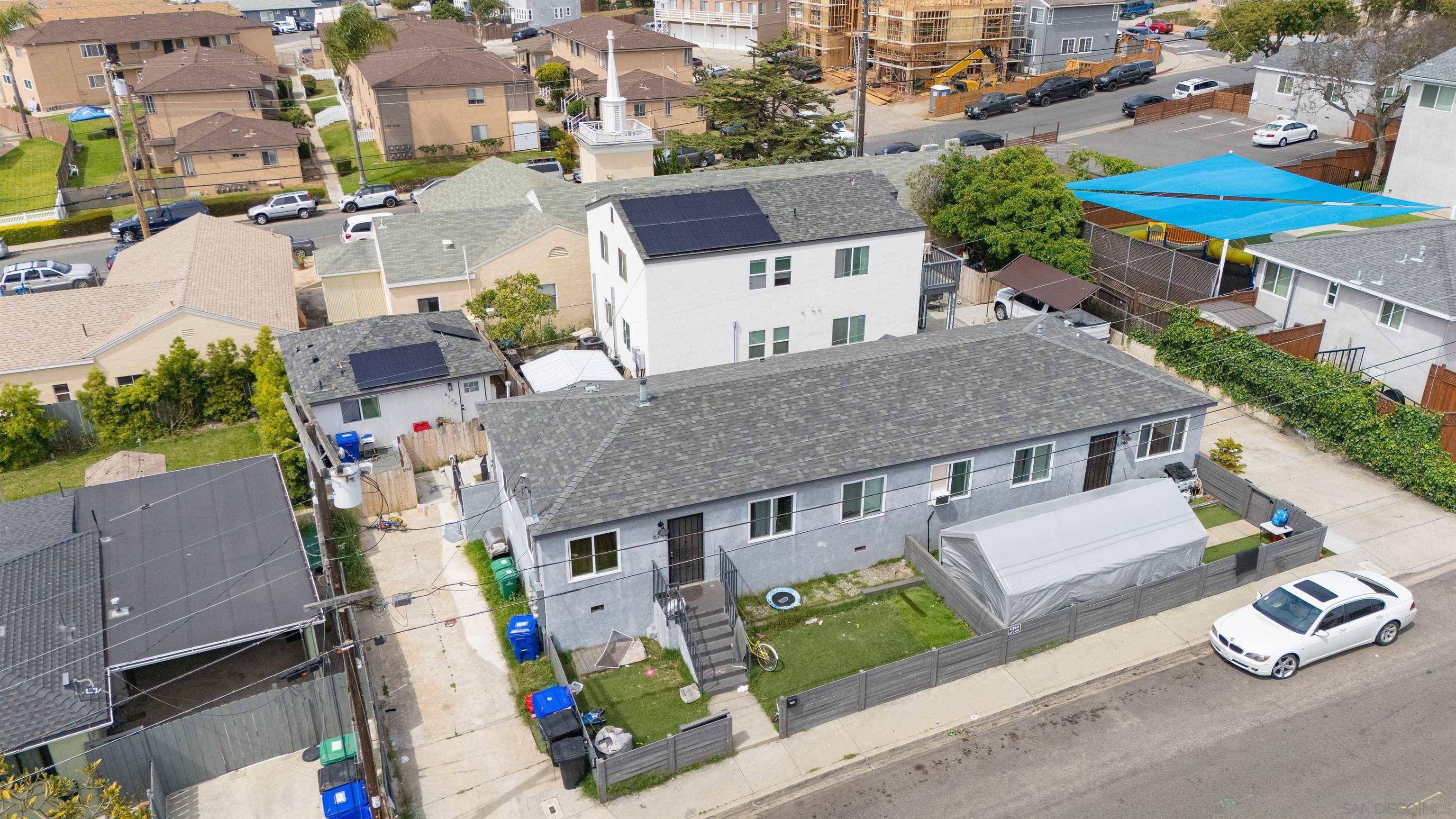 6744-6750 N Elman, San Diego, CA 92111