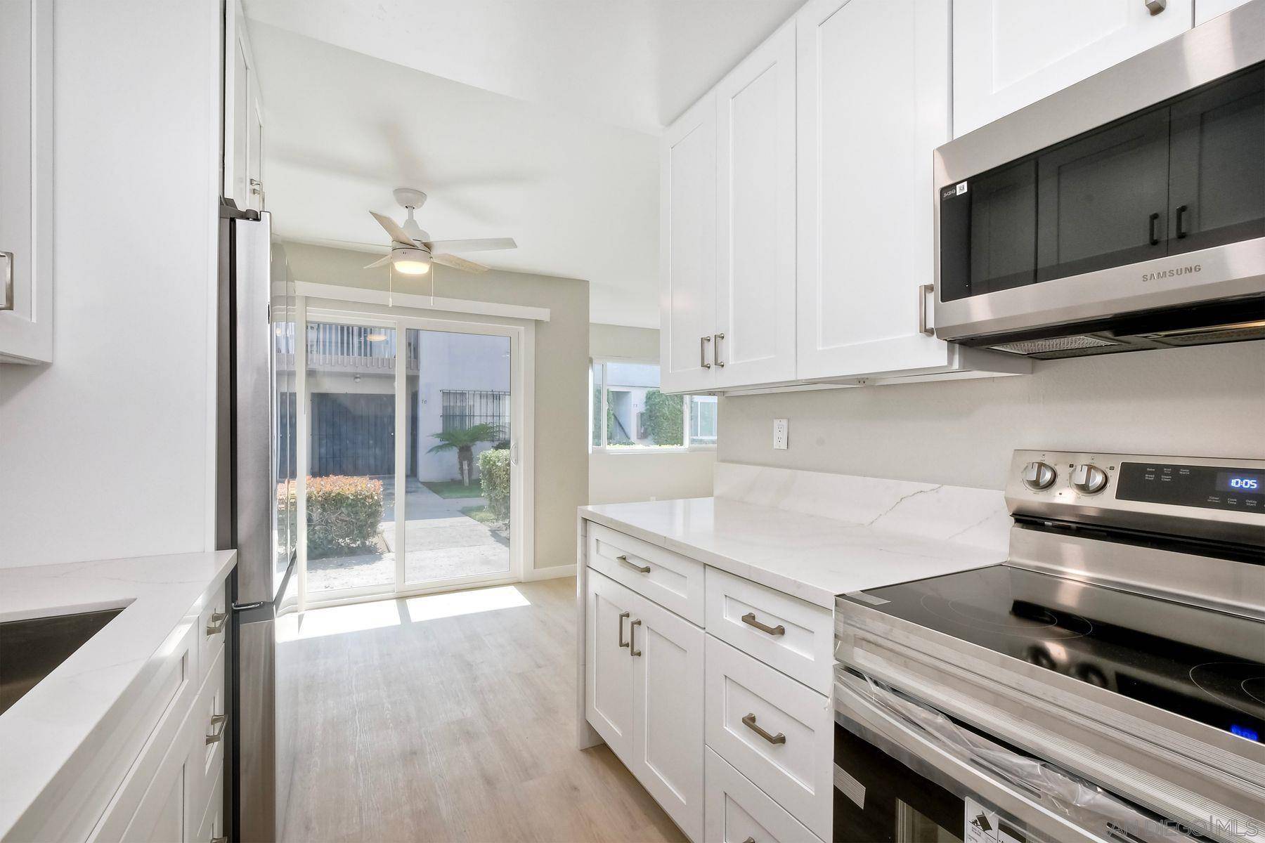 Chula Vista, CA 91911,285 Moss St #86