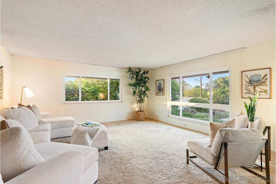 La Mesa, CA 91941,7977 Wetherly St