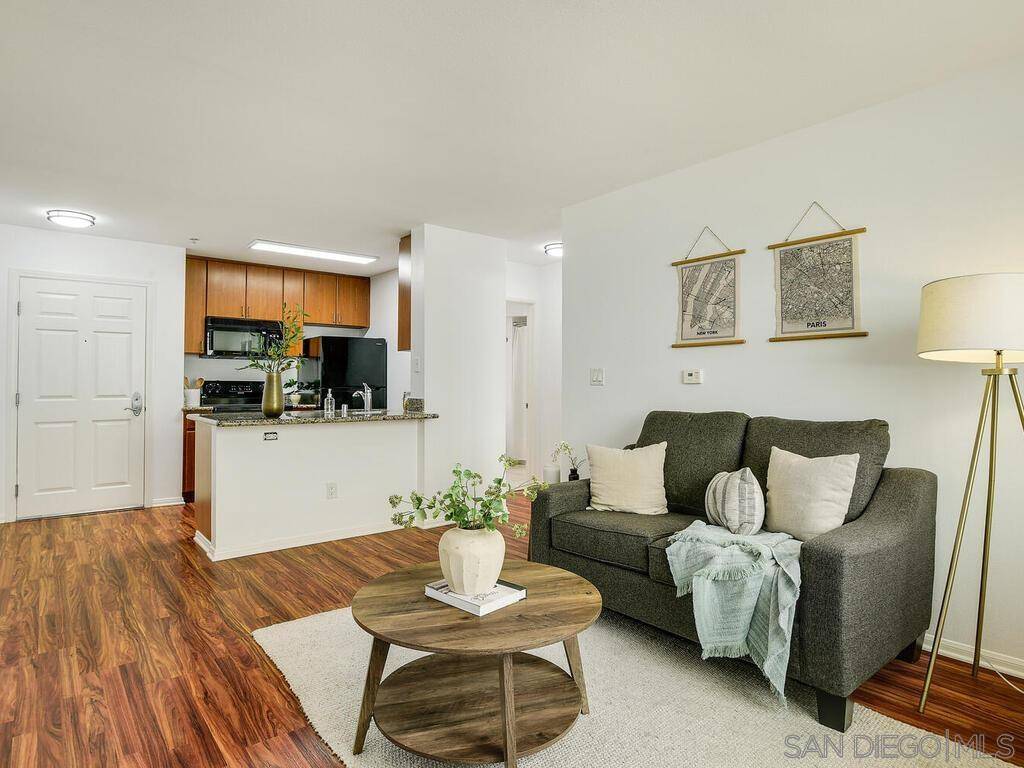 1435 India St #215, San Diego, CA 92101