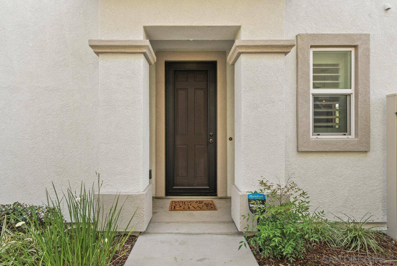 Lakeside, CA 92040,8624 Sage Shadow Drive