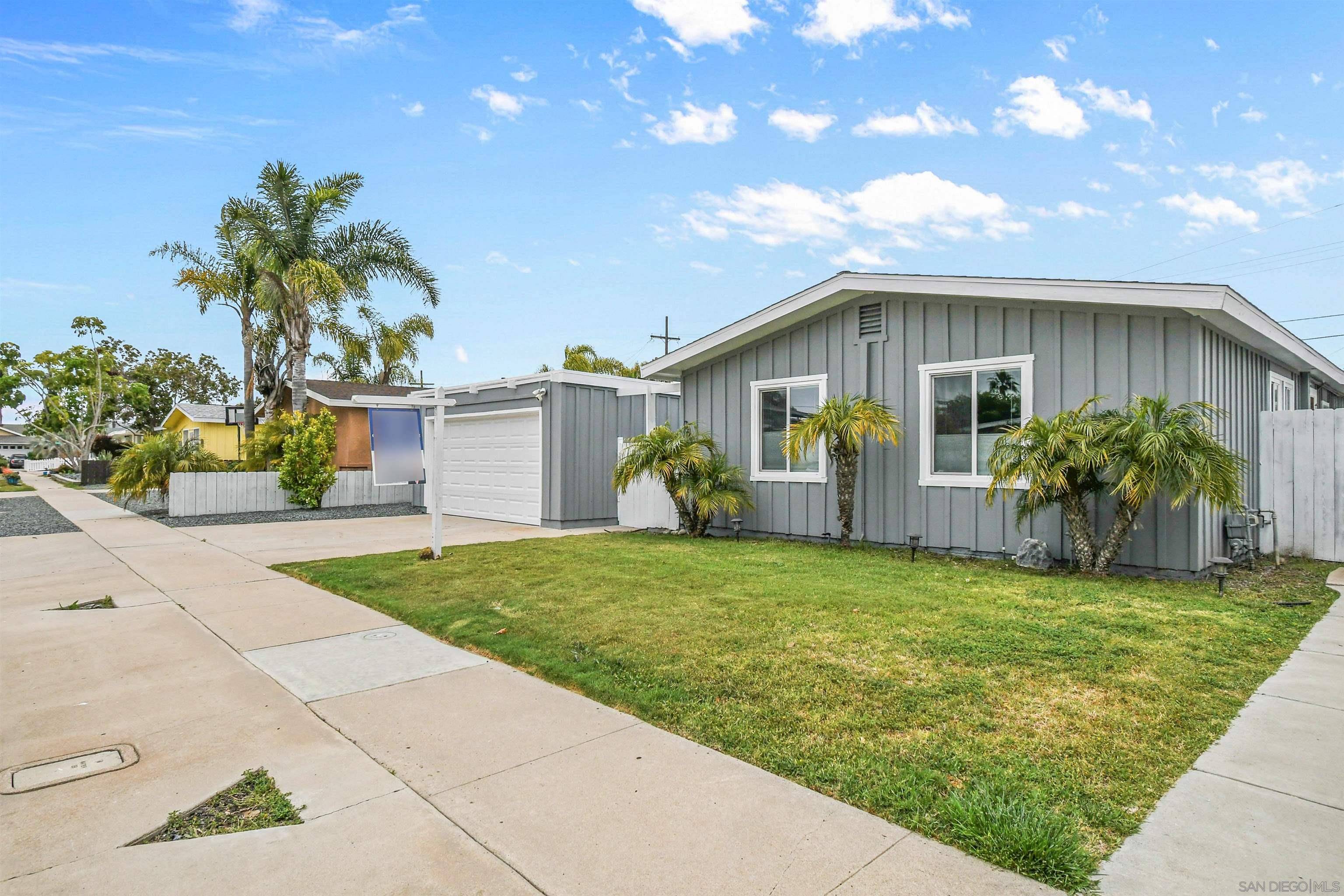 San Diego, CA 92117,3634 Morlan