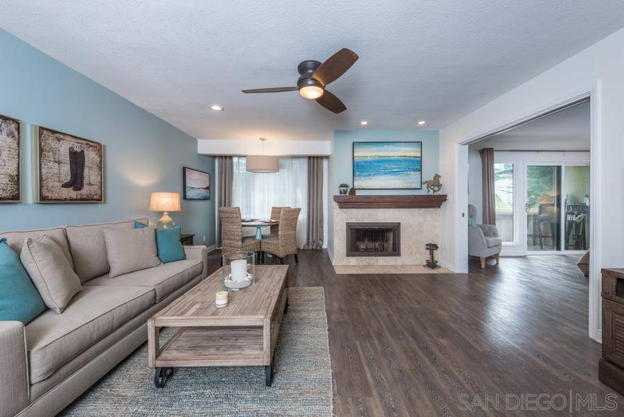 Del Mar, CA 92014,1562 Camino Del Mar #535