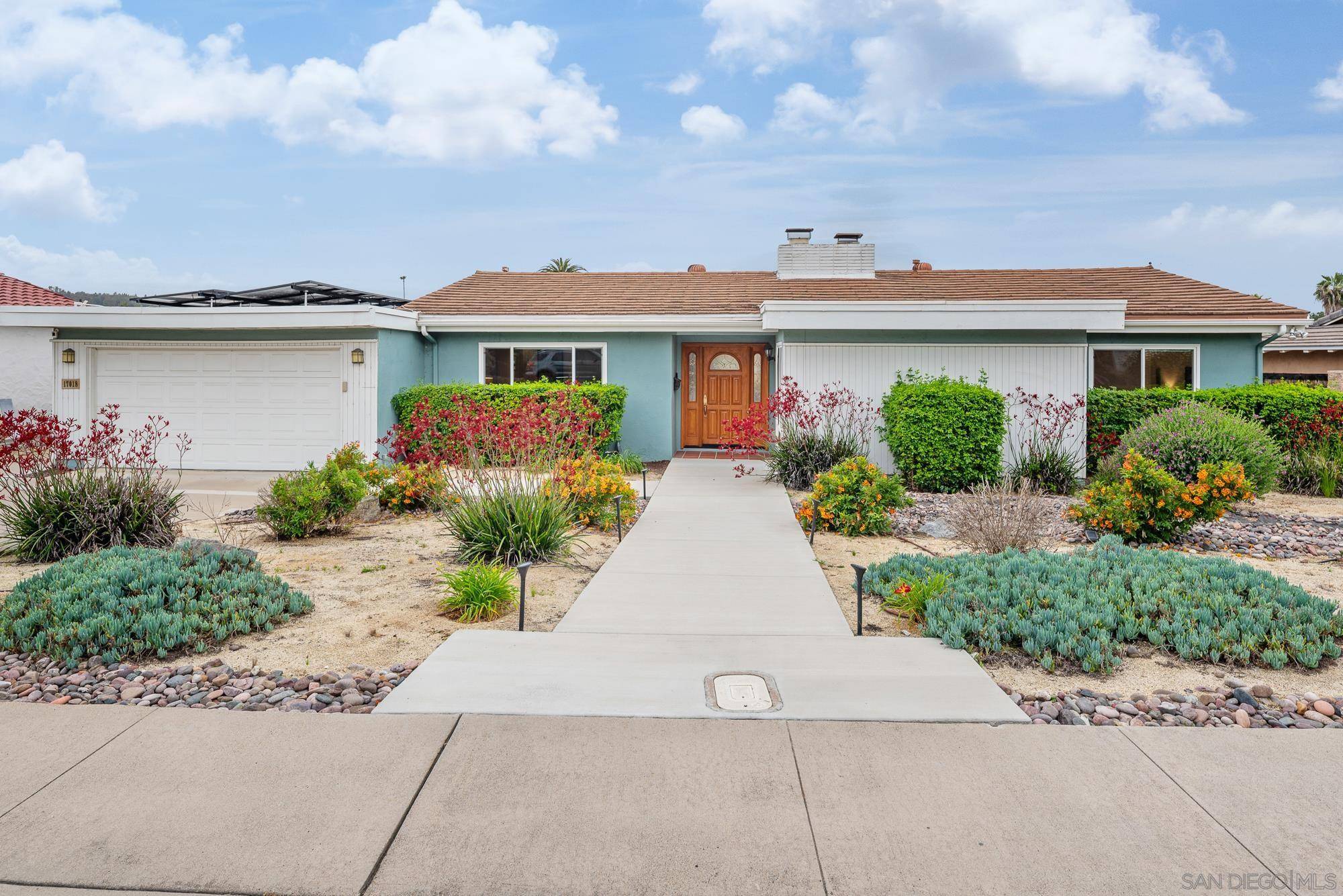 San Diego, CA 92128,17018 Bernardo Oaks