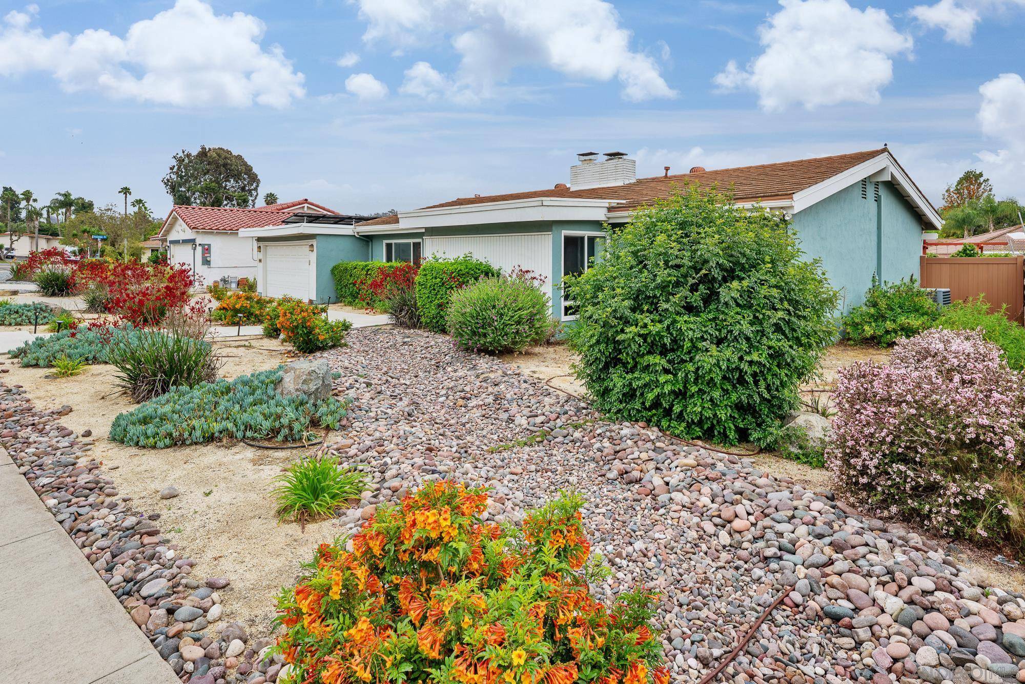 San Diego, CA 92128,17018 Bernardo Oaks