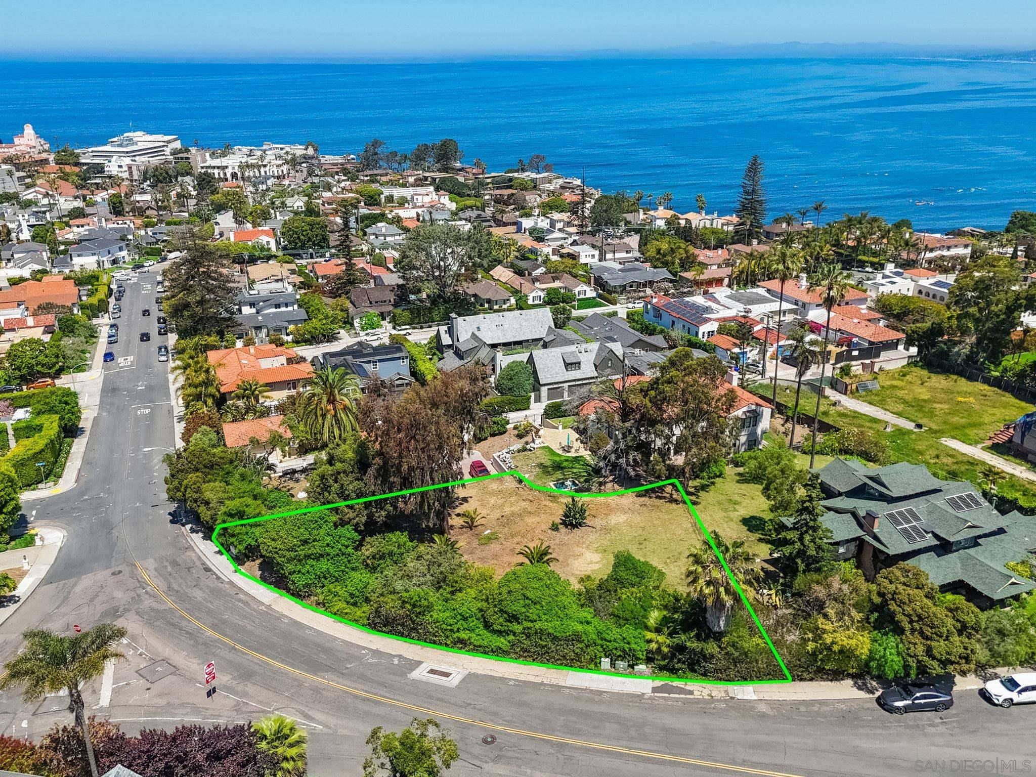 La Jolla, CA 92037,1428 Soledad Ave #1428