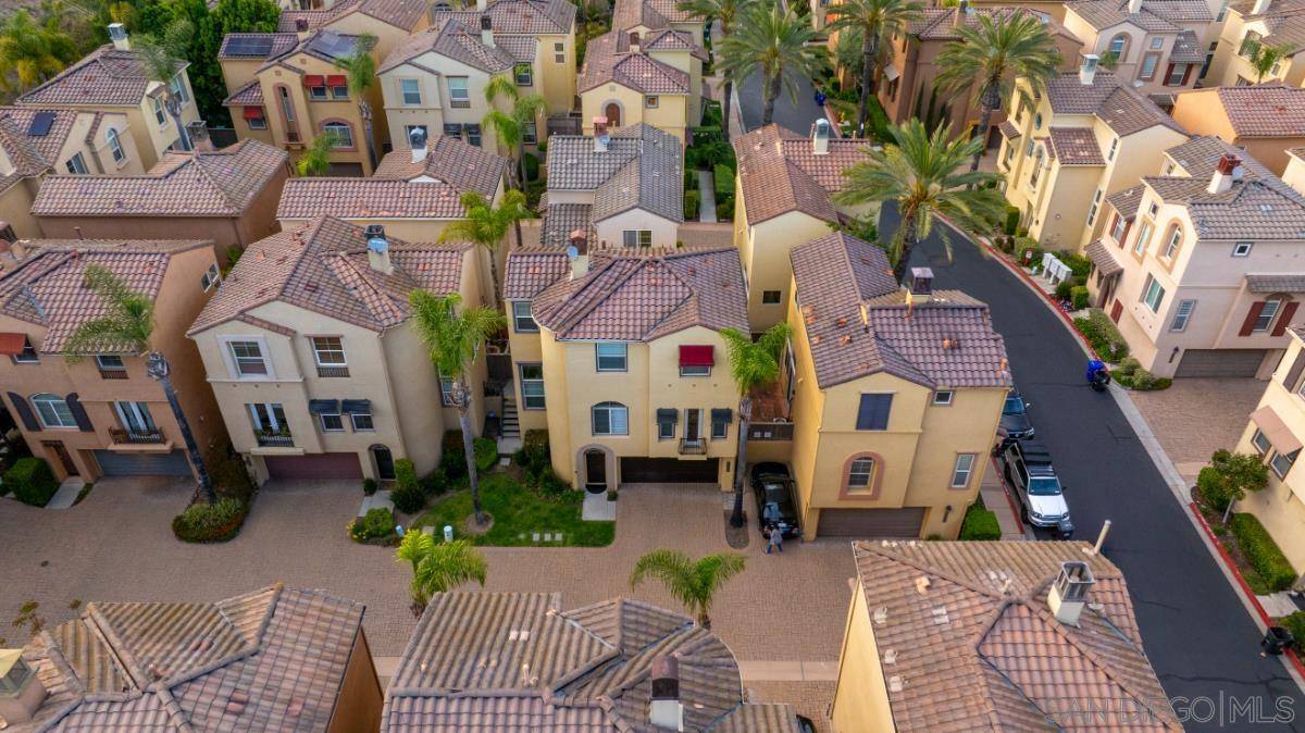 San Diego, CA 92108,2748 Villas Way