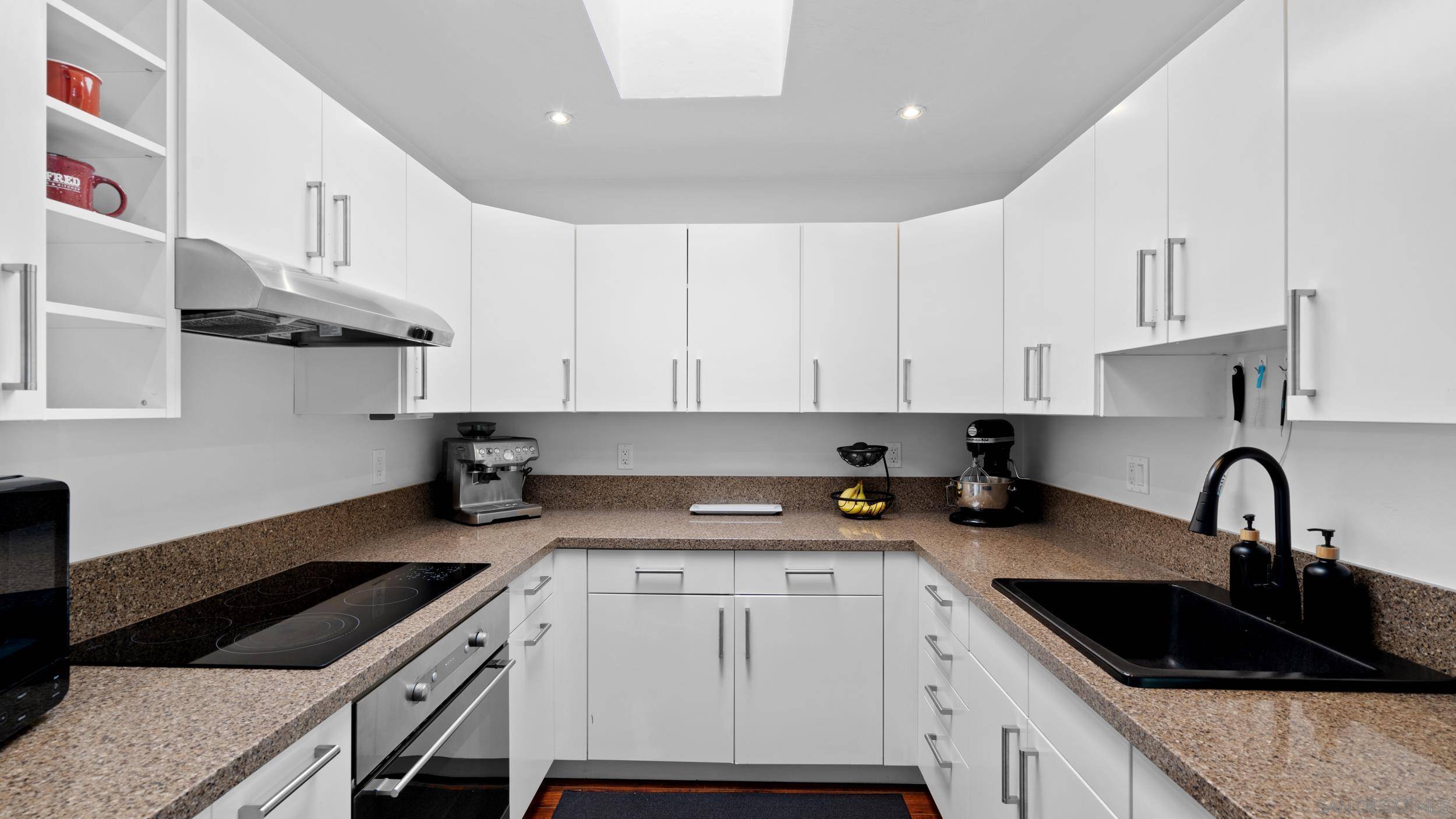 San Diego, CA 92115,4611 Collwood Ln