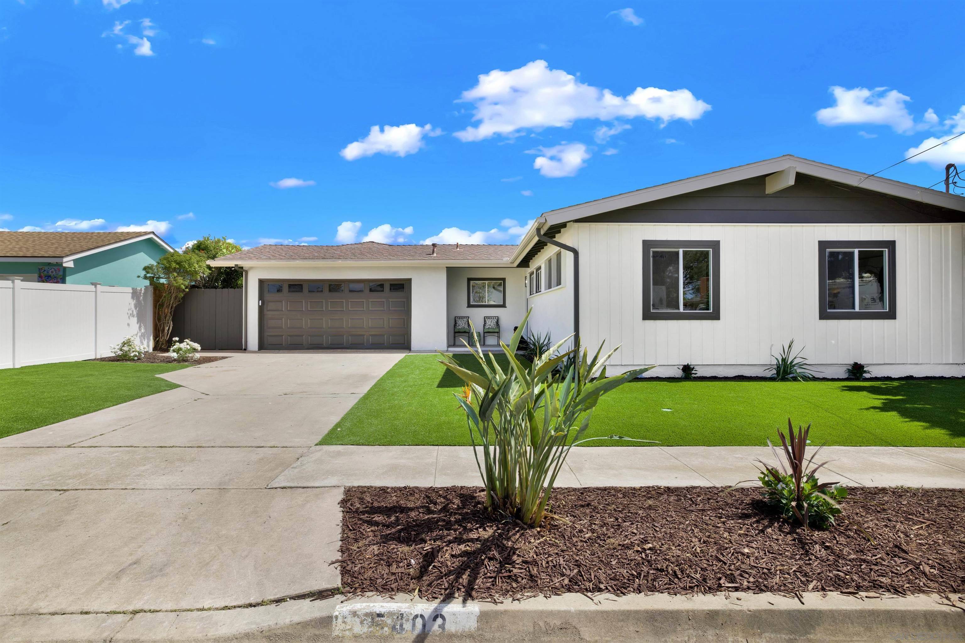 San Diego, CA 92111,5403 Via Carancho