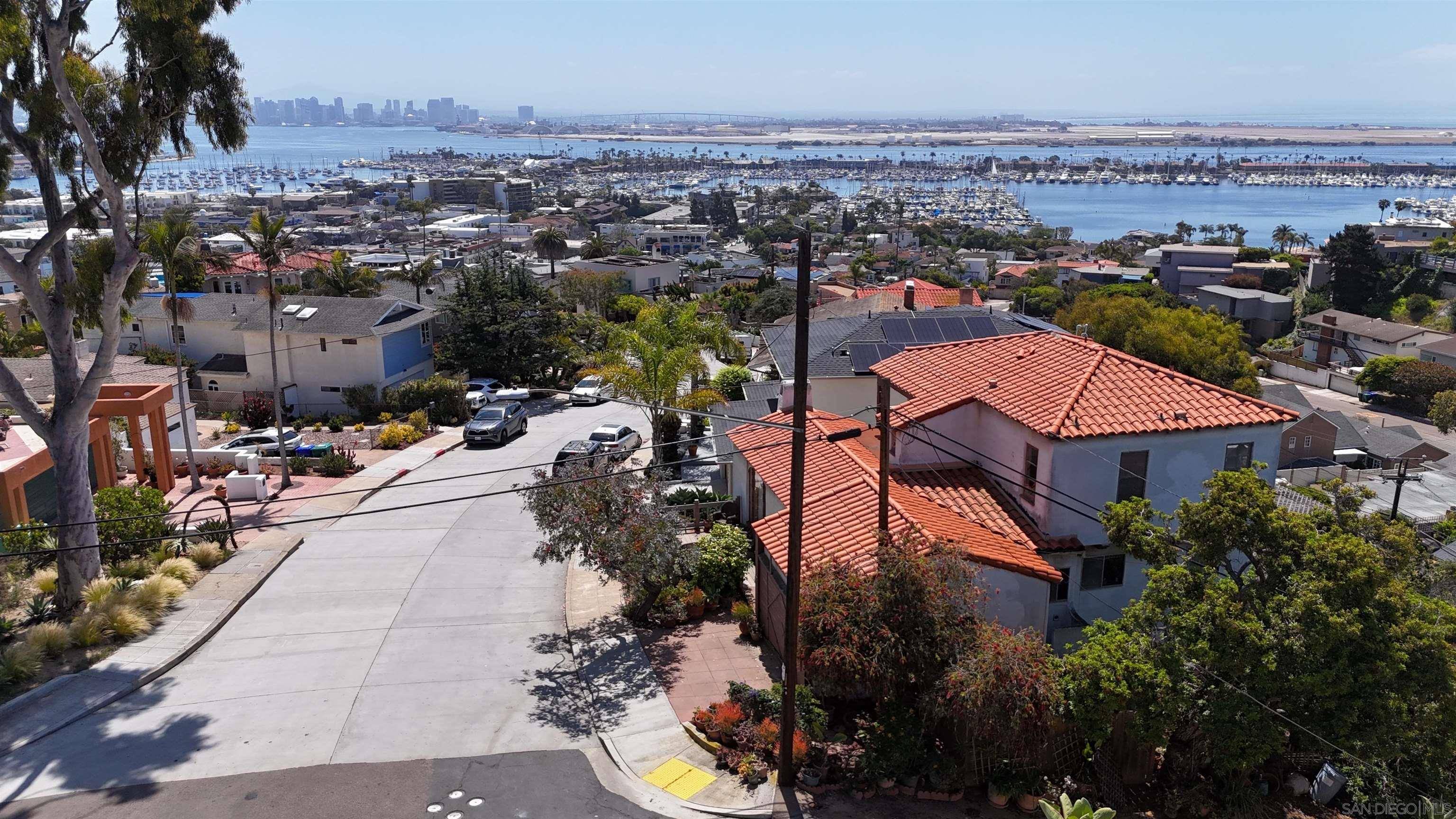 3235 Hill St, San Diego, CA 92106